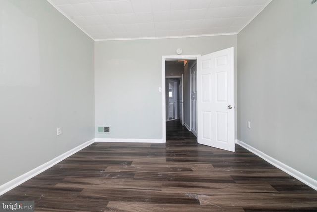 530 N CURLEY ST, Baltimore, MD 21205