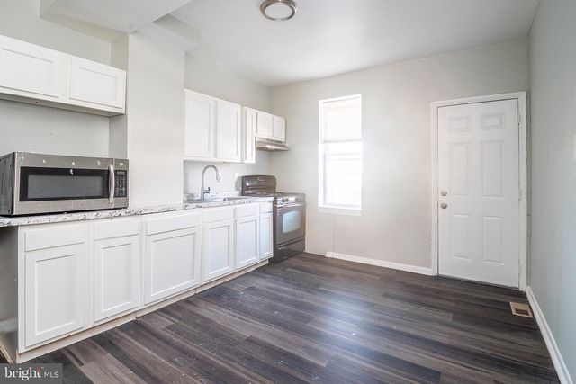 530 N CURLEY ST, Baltimore, MD 21205