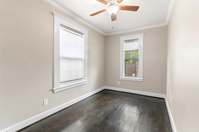 814 E 23rd Street, Houston, TX 77009