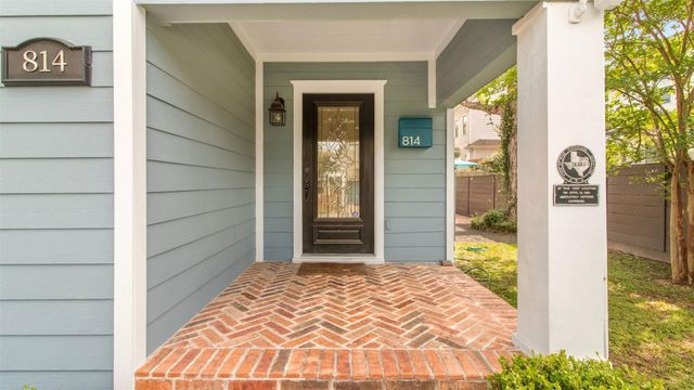 814 E 23rd Street, Houston, TX 77009