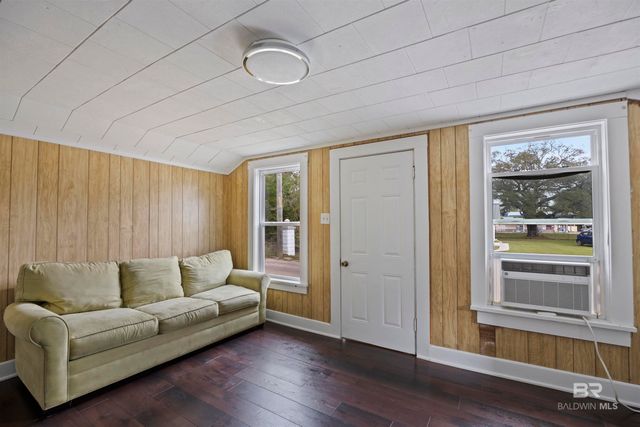 112 S Juniper Street, Foley, AL 36535