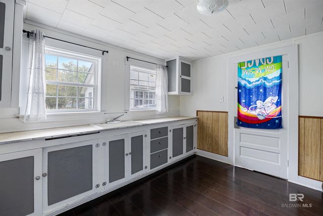 112 S Juniper Street, Foley, AL 36535