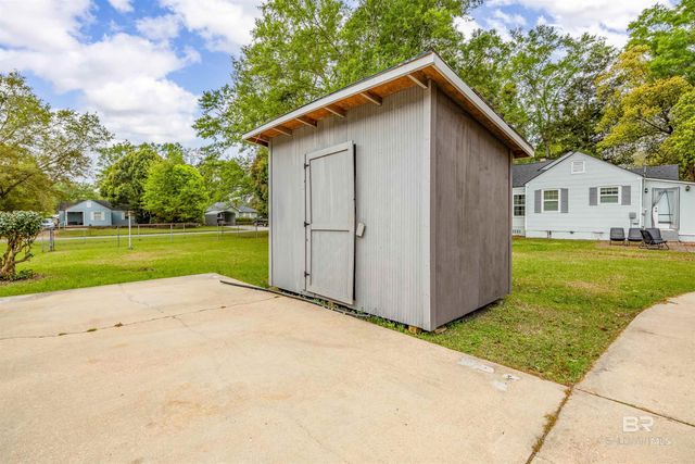 112 S Juniper Street, Foley, AL 36535