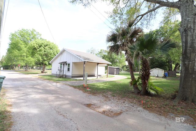 112 S Juniper Street, Foley, AL 36535