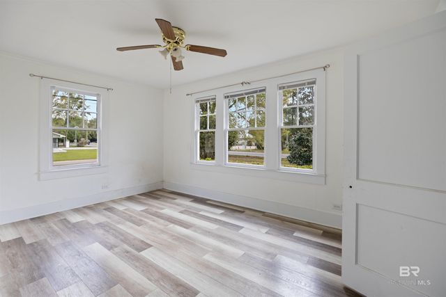 112 S Juniper Street, Foley, AL 36535