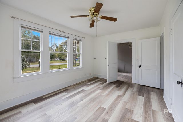 112 S Juniper Street, Foley, AL 36535