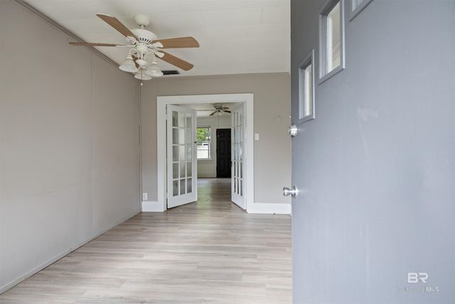 112 S Juniper Street, Foley, AL 36535