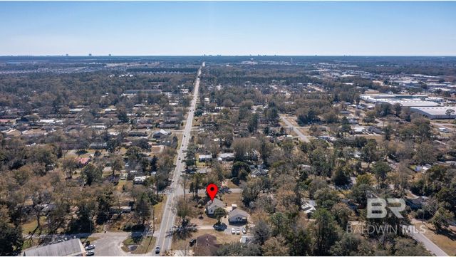 112 S Juniper Street, Foley, AL 36535