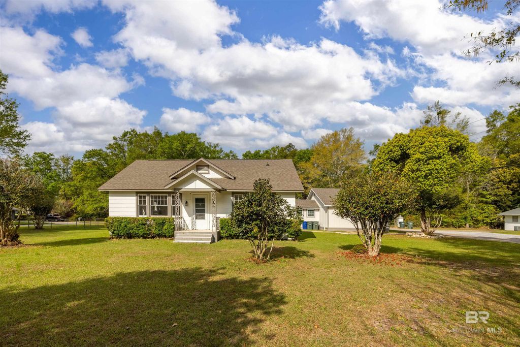 112 S Juniper Street, Foley, AL 36535