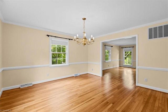 707 Sussex Court, Greensboro, NC 27410
