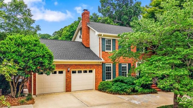 707 Sussex Court, Greensboro, NC 27410