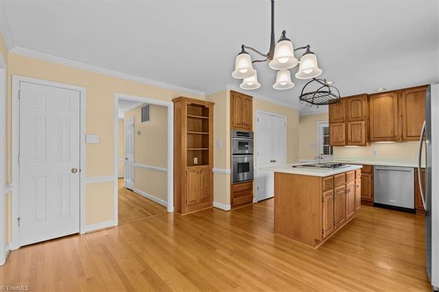 707 Sussex Court, Greensboro, NC 27410