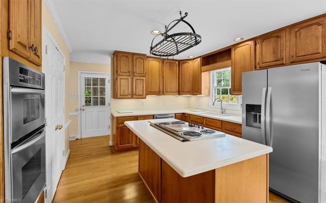 707 Sussex Court, Greensboro, NC 27410