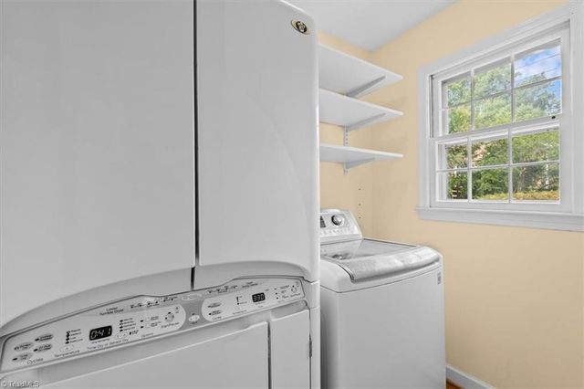 707 Sussex Court, Greensboro, NC 27410