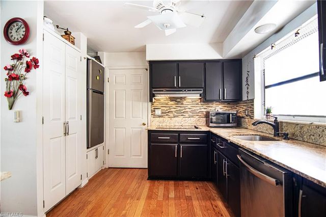 2305 SE 16th ST, Cape Coral, FL 33990