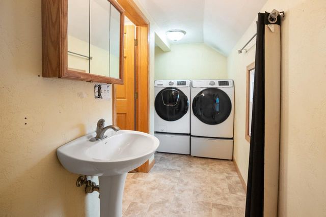 124 S CUSTER STREET, Brillion, WI 54110