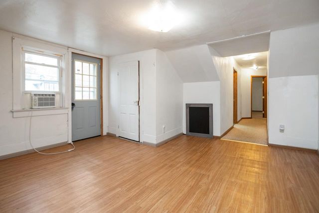 124 S CUSTER STREET, Brillion, WI 54110