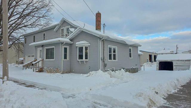 124 S CUSTER STREET, Brillion, WI 54110