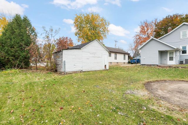 124 S CUSTER STREET, Brillion, WI 54110