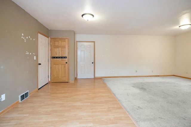 124 S CUSTER STREET, Brillion, WI 54110