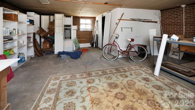 3308 16th Street NE, Hickory, NC 28601