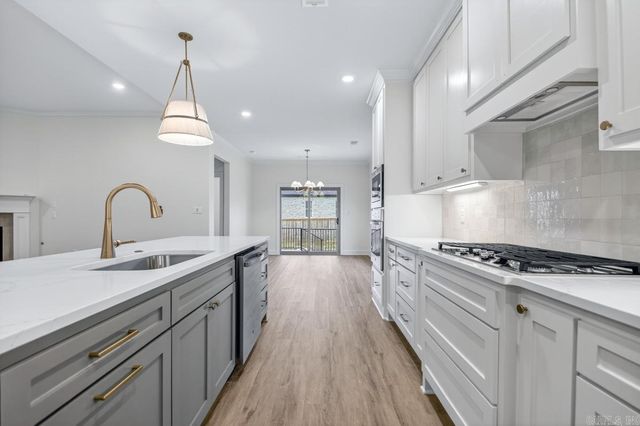 190 Fletcher Ridge Drive, Little Rock, AR 72223