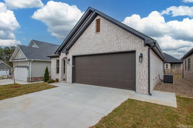 190 Fletcher Ridge Drive, Little Rock, AR 72223