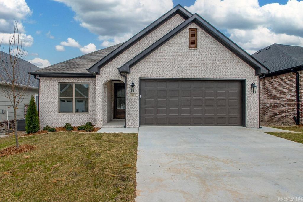 190 Fletcher Ridge Drive, Little Rock, AR 72223