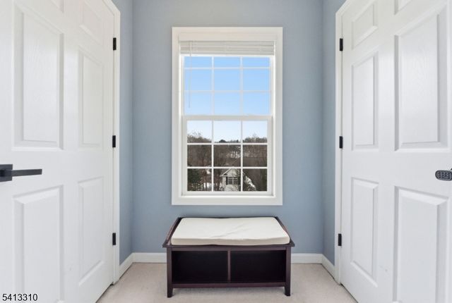 9 Poplar Ct, Allamuchy Twp., NJ 07840