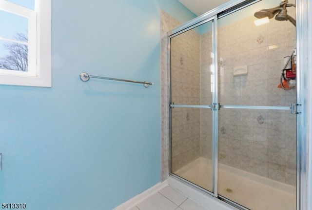 9 Poplar Ct, Allamuchy Twp., NJ 07840