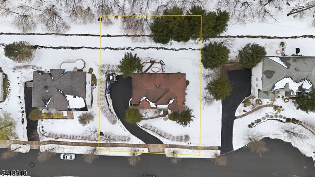 9 Poplar Ct, Allamuchy Twp., NJ 07840