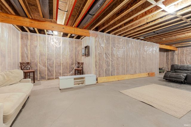 17213 Sonic Court, Huntertown, IN 46748