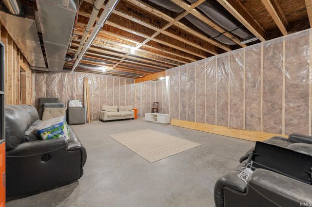 17213 Sonic Court, Huntertown, IN 46748