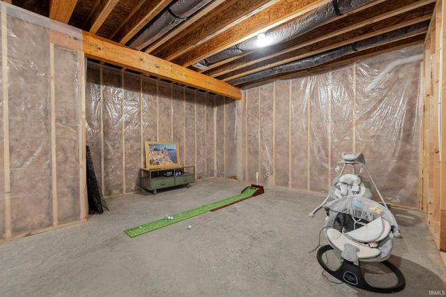17213 Sonic Court, Huntertown, IN 46748