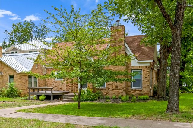 701 Carolyn Ave A, Austin, TX 78705