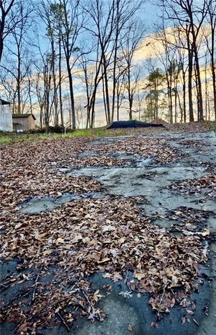 3196 Gwinnstone Circle, Snellville, GA 30078