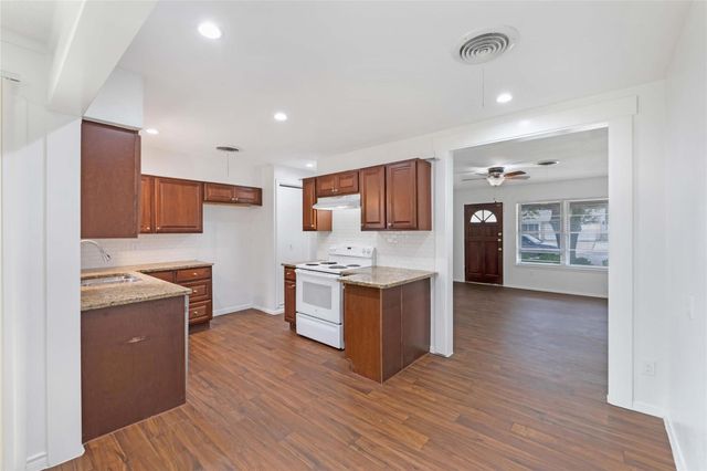 2717 Wesleyan Drive, Irving, TX 75062