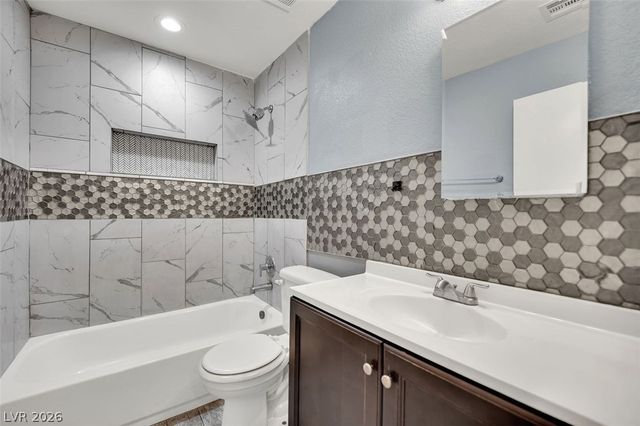 4300 North Lamont Street 278, Las Vegas, NV 89115
