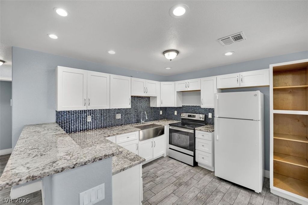 4300 North Lamont Street 278, Las Vegas, NV 89115 — photo 5