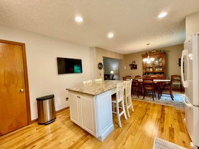 7700 Schoolway Court, Dublin, OH 43016