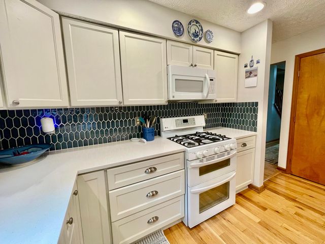 7700 Schoolway Court, Dublin, OH 43016