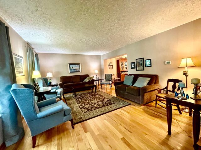 7700 Schoolway Court, Dublin, OH 43016