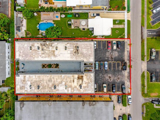 2826 Van Buren St 8, Hollywood, FL 33020