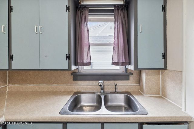 2849 W Laskey Road, Toledo, OH 43613