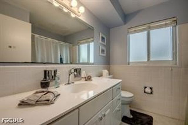 913 SE 43rd TER, Cape Coral, FL 33904