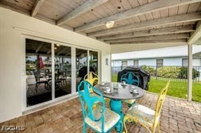 913 SE 43rd TER, Cape Coral, FL 33904