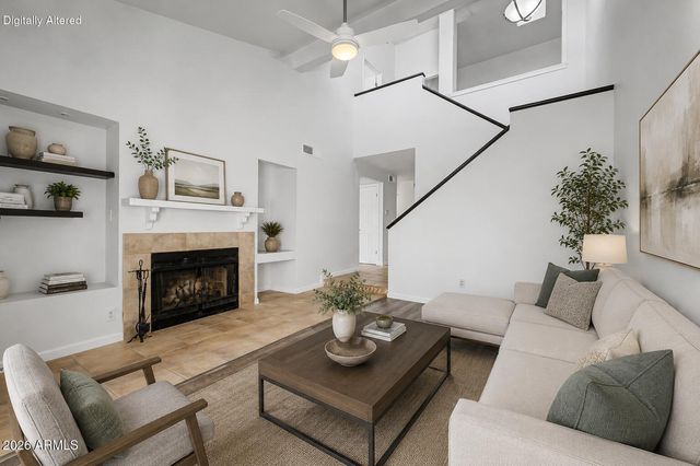 3301 E KELTON Lane 103, Phoenix, AZ 85032