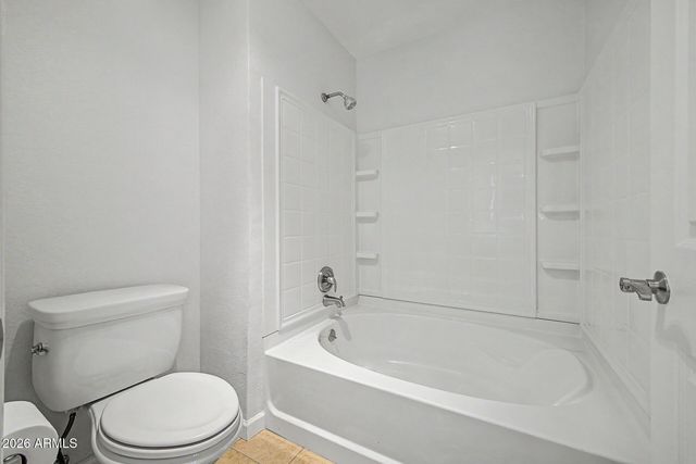 3301 E KELTON Lane 103, Phoenix, AZ 85032