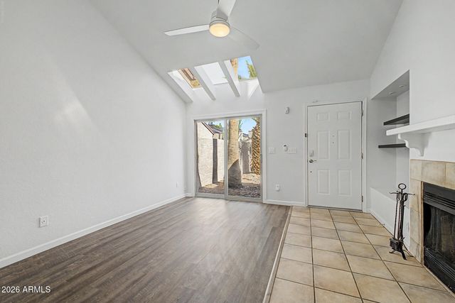 3301 E KELTON Lane 103, Phoenix, AZ 85032