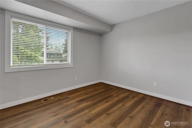 2613 SW 340th Place, Federal Way, WA 98023